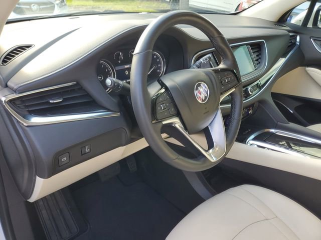 Certified 2024 Buick Enclave Essence w/ Technology Package image 17