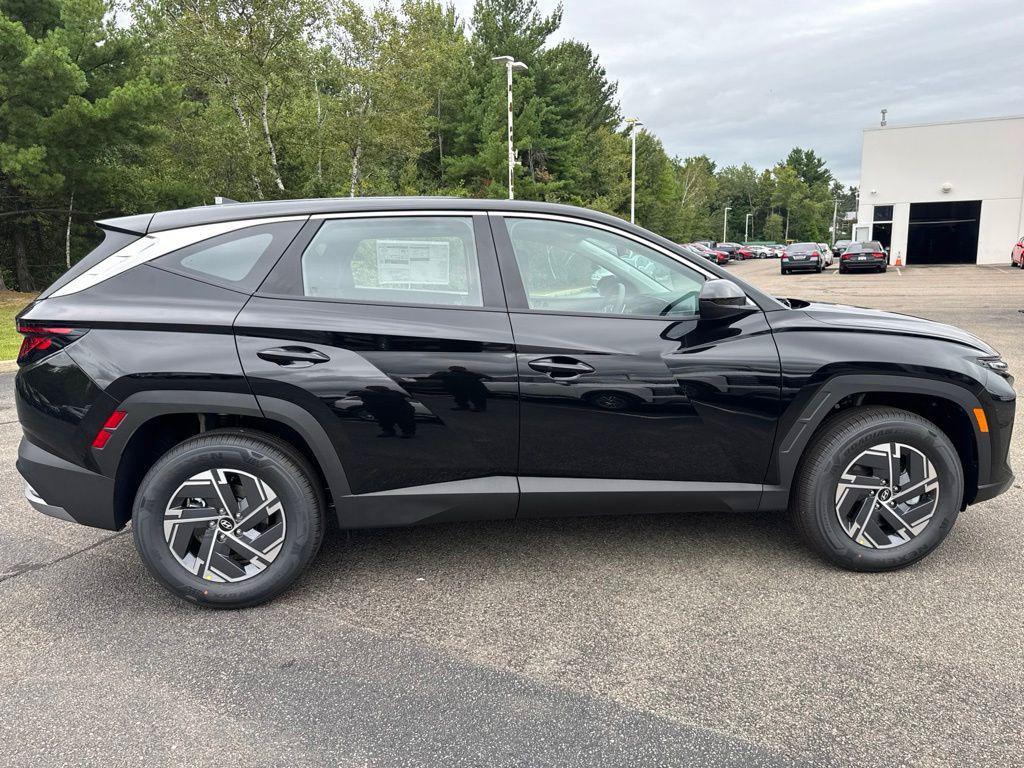 New 2026 Hyundai Tucson Blue SE AWD/4WD image 6