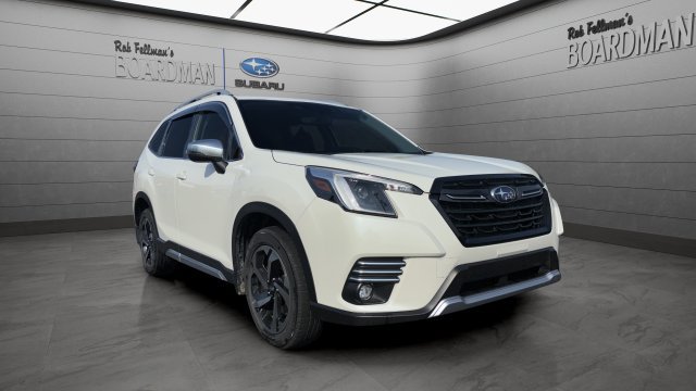 Used 2023 Subaru Forester Touring AWD/4WD image 2