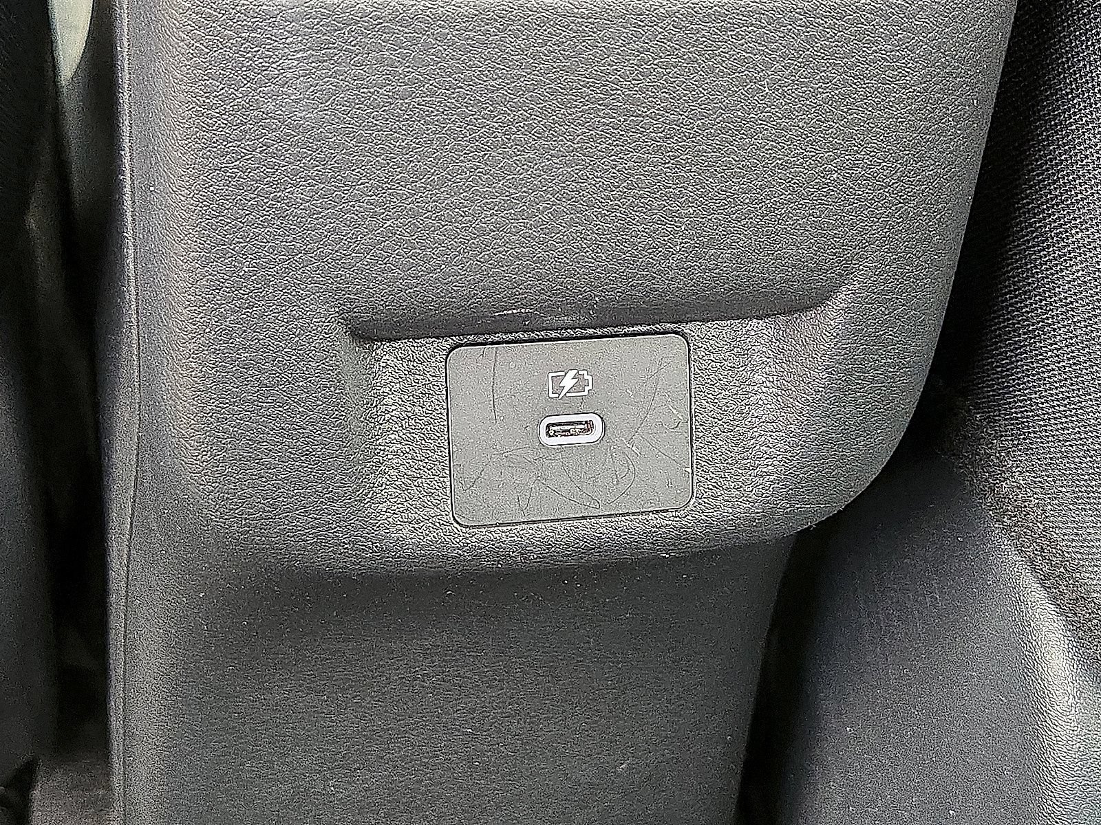 Used 2024 Nissan Versa SV FWD image 16