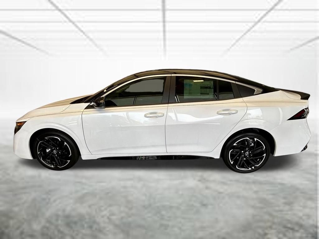New 2026 Nissan Sentra SR w/ Floor Mat Package FWD image 9