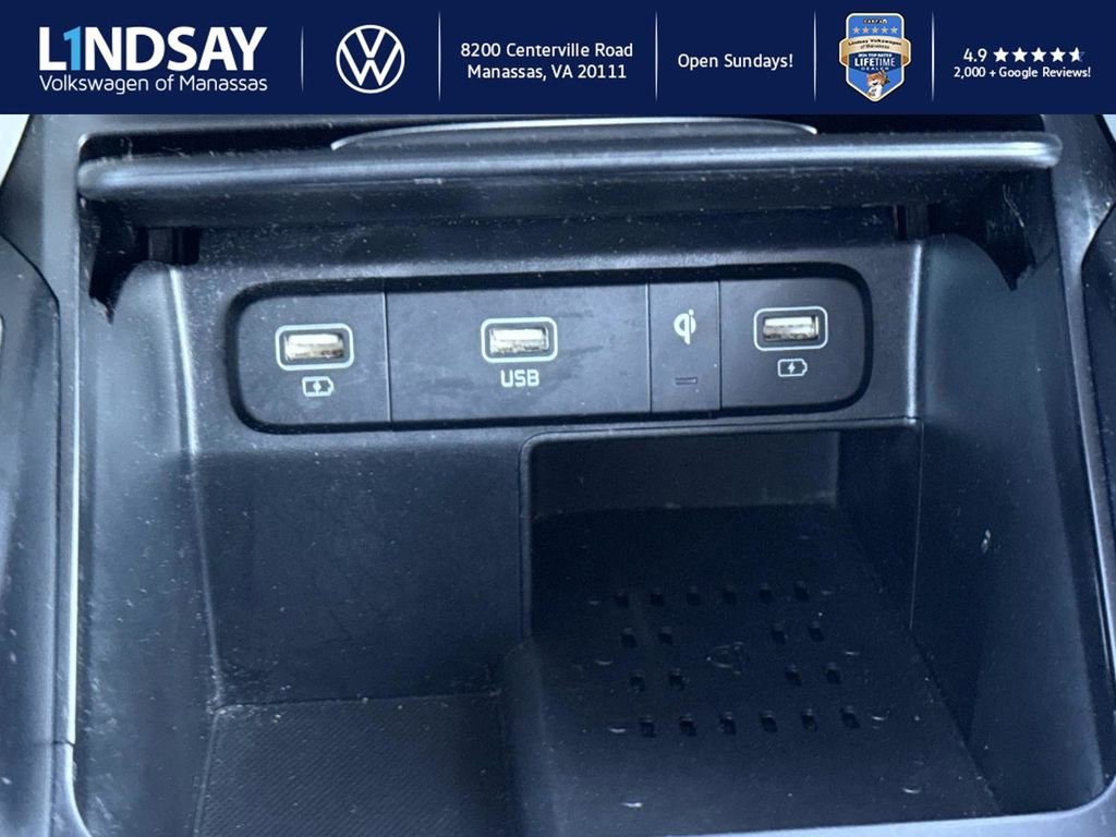 Used 2022 Kia Sorento EX image 16