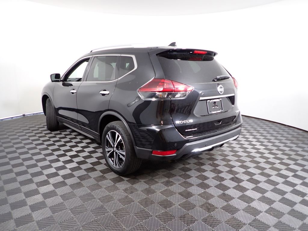 Used 2020 Nissan Rogue SV w/ Premium Package AWD/4WD image 15