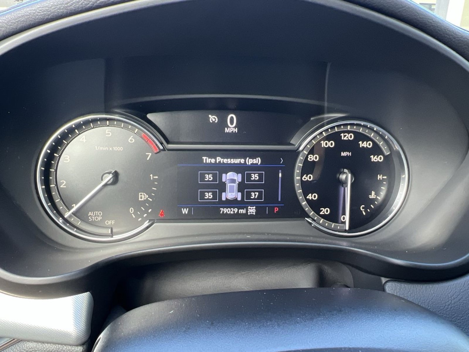 Used 2019 Cadillac XT4 Premium Luxury AWD/4WD image 14