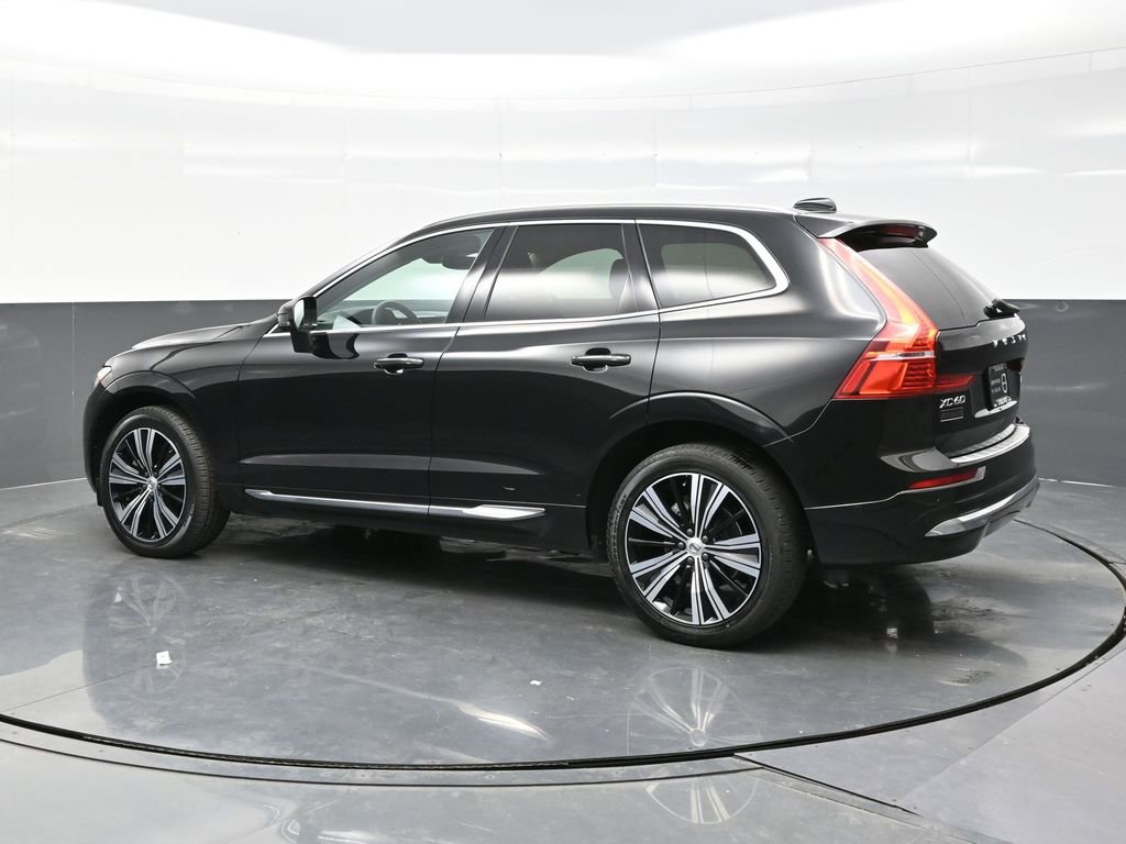 Used 2023 Volvo XC60 B5 Plus w/ Climate Package image 4