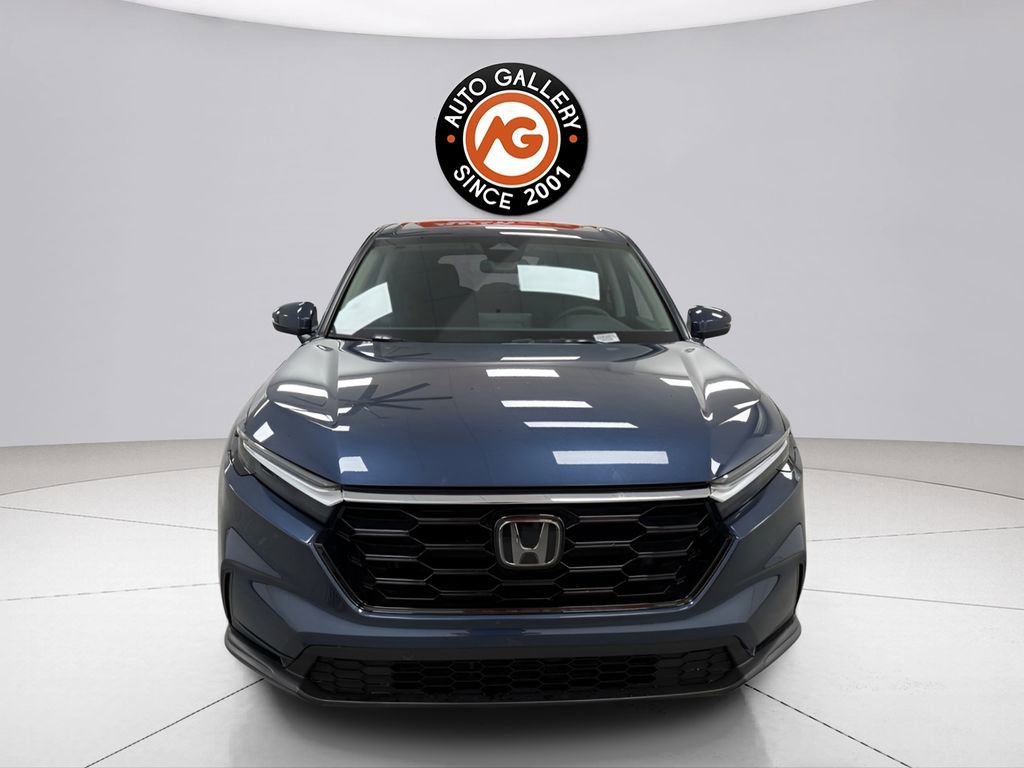 Used 2025 Honda CR-V EX image 8