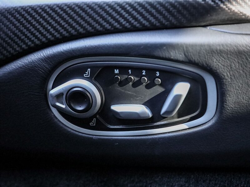 Used 2020 Aston Martin V8 Vantage Coupe RWD image 30