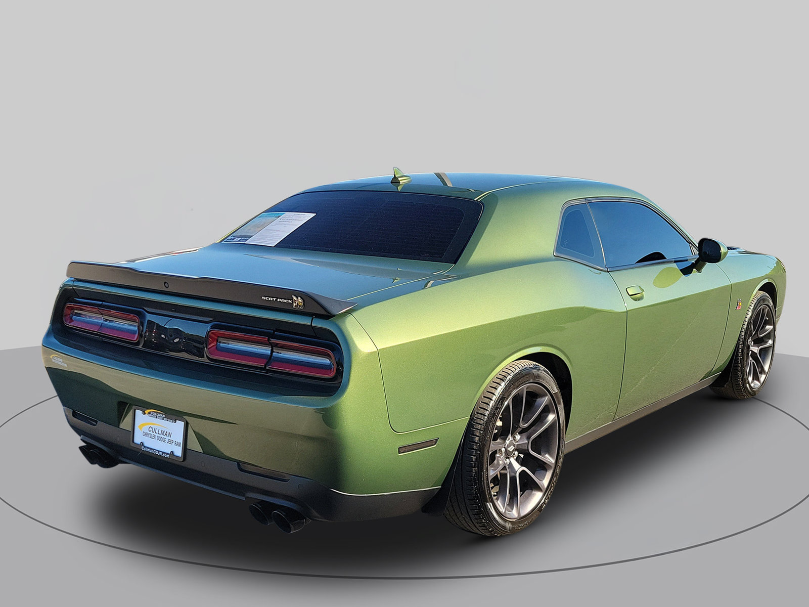 Used 2022 Dodge Challenger R/T Scat Pack RWD image 3