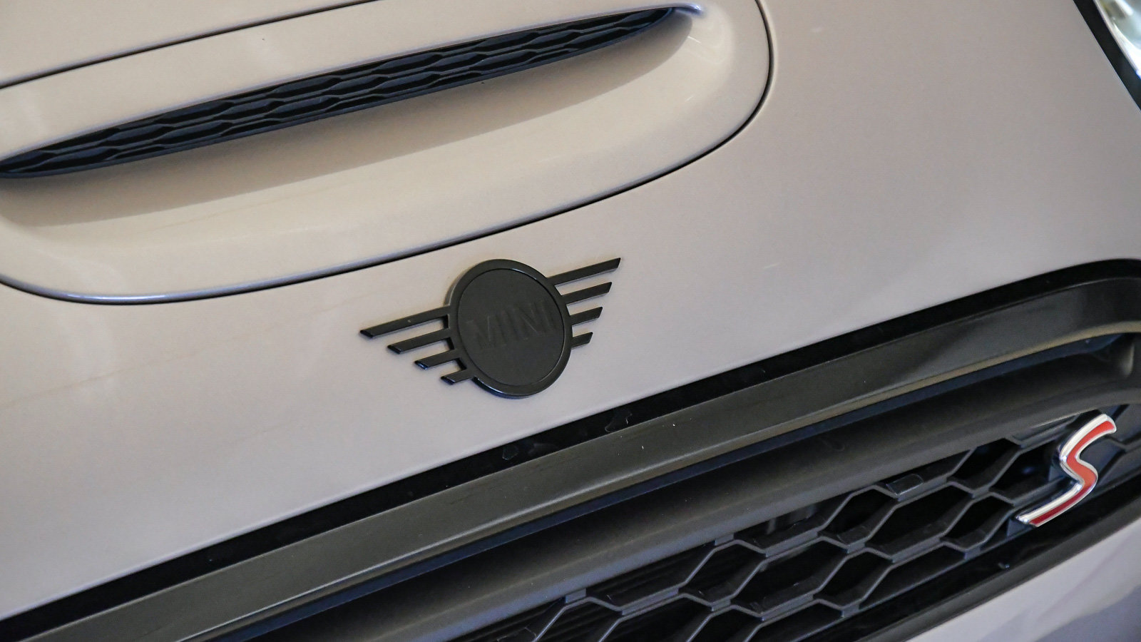 Certified 2024 MINI Cooper S FWD image 8