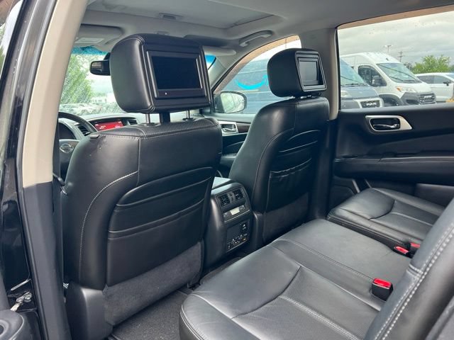 Used 2013 Nissan Pathfinder Platinum w/ Platinum Premium Pkg AWD/4WD image 12