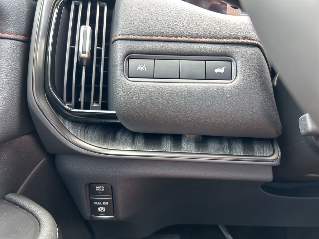 New 2025 Nissan Armada PRO-4X w/ Pro-4X Premium Package image 25