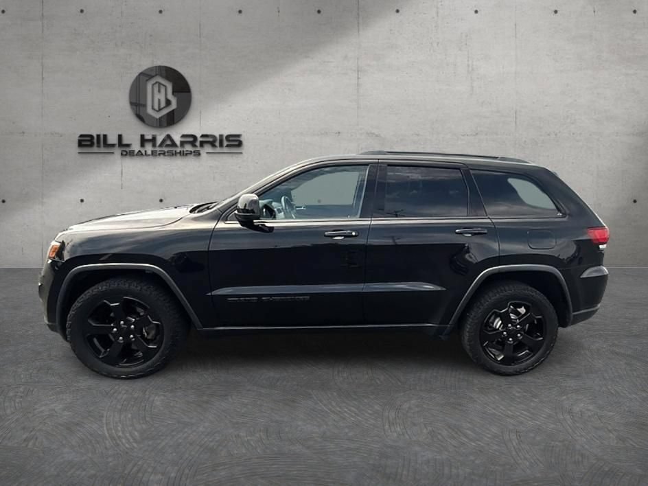 Used 2018 Jeep Grand Cherokee Laredo AWD/4WD image 10