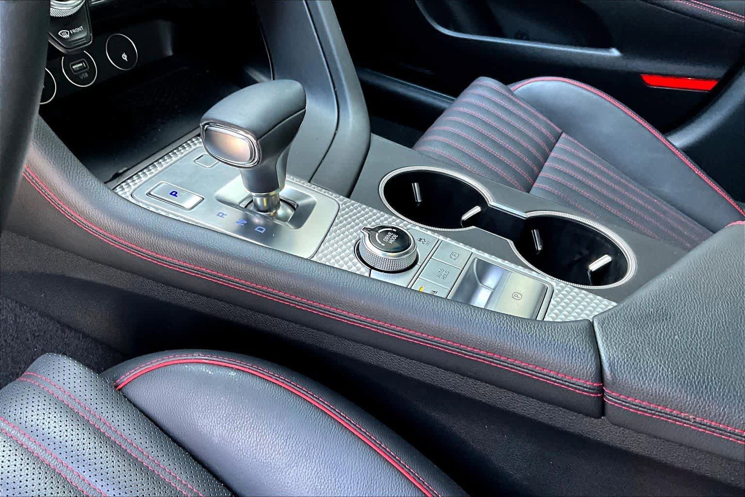 Used 2023 Genesis G70 2.0T w/ Sport Prestige Package image 18