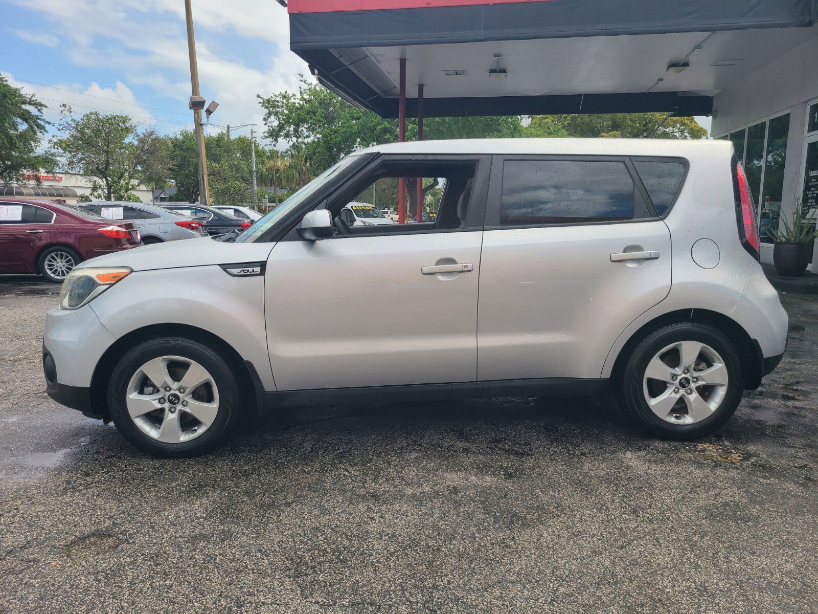 Used 2017 Kia Soul image 3