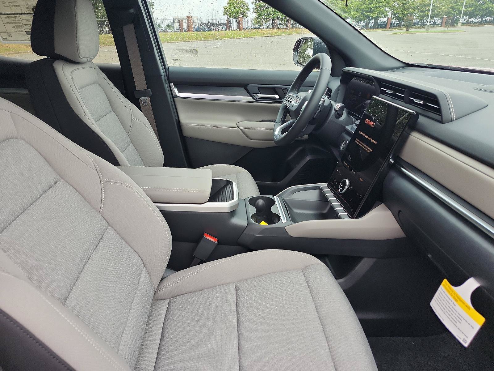 New 2026 GMC Terrain Elevation FWD image 6