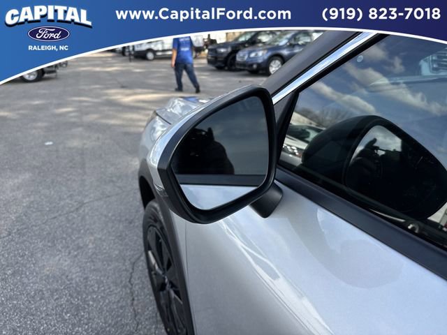 Used 2022 Nissan Rogue SV image 12