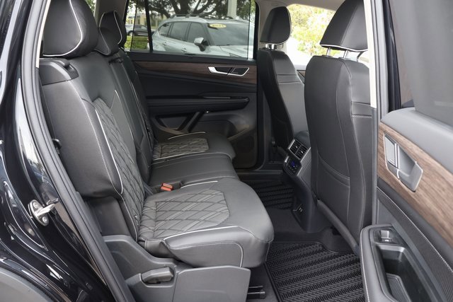 New 2026 Volkswagen Atlas SEL Premium R-Line image 18