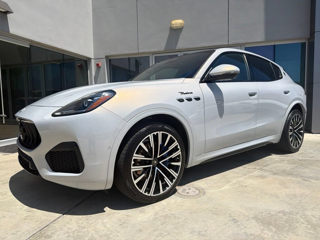 Certified 2023 Maserati Grecale Modena AWD/4WD image 4