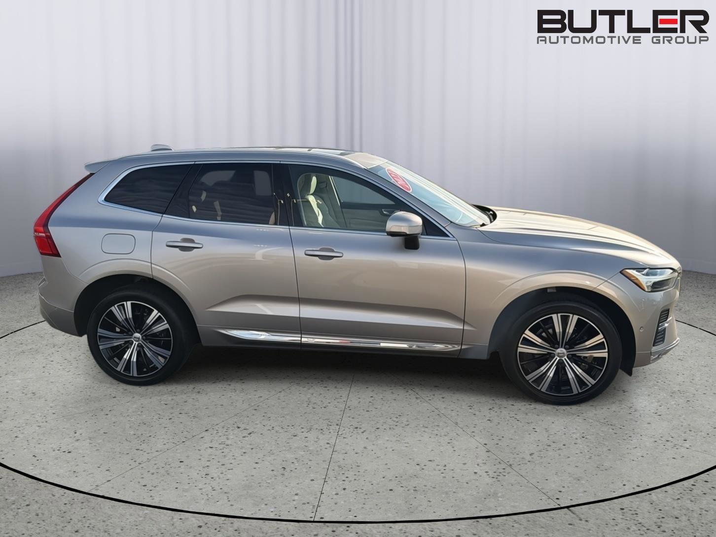 Used 2023 Volvo XC60 B5 Plus w/ Protection Package Premier FWD image 7