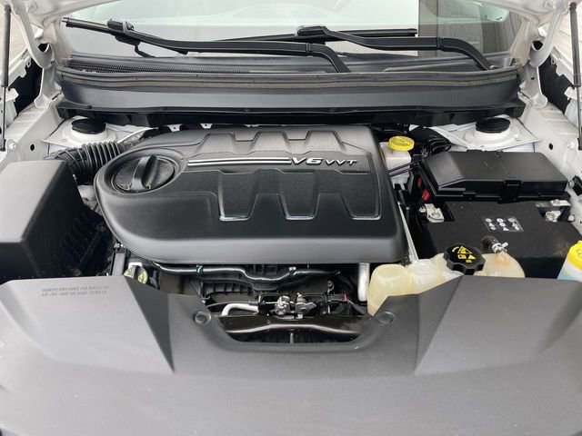 Used 2021 Jeep Cherokee Latitude Lux w/ Comfort/Convenience Group image 24