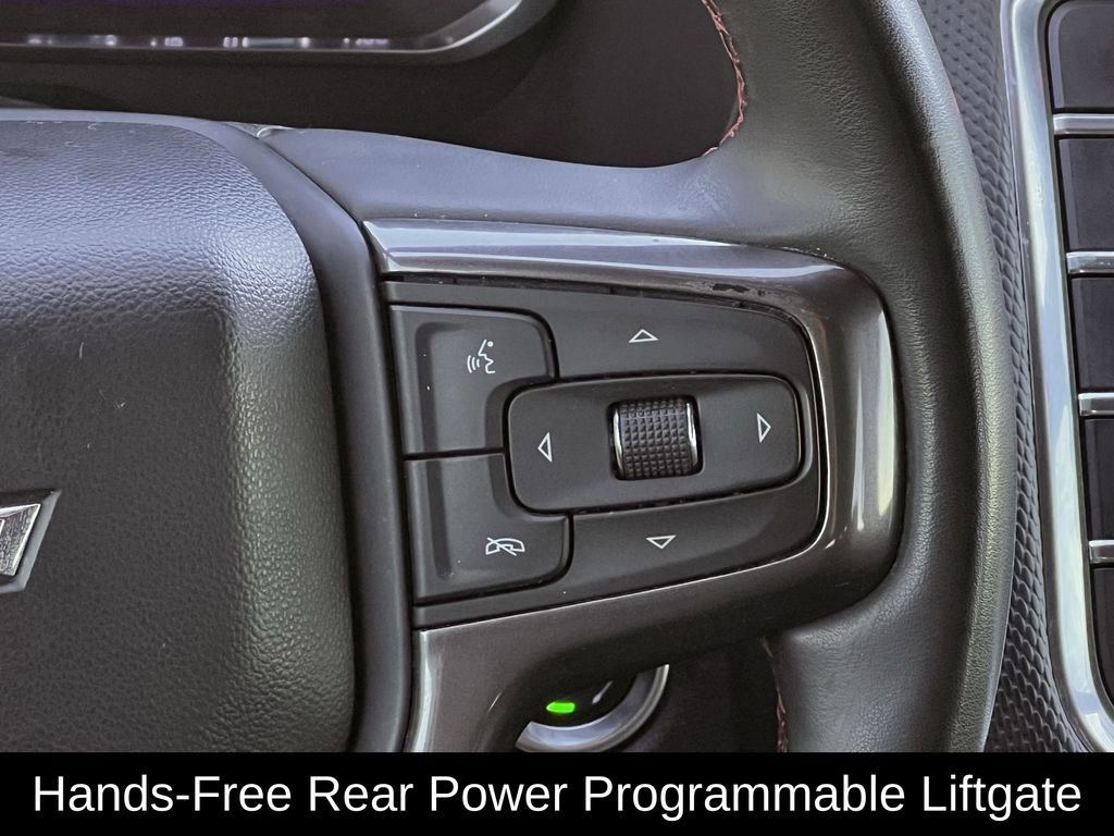 Used 2024 Chevrolet Suburban RST w/ Luxury Package image 17