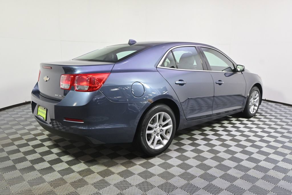 Used 2013 Chevrolet Malibu LT w/ Power Convenience Package FWD image 4