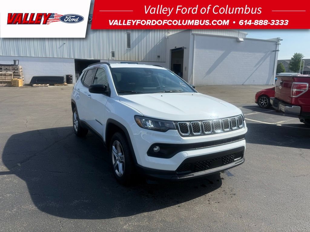 Used 2023 Jeep Compass Latitude w/ Convenience Group