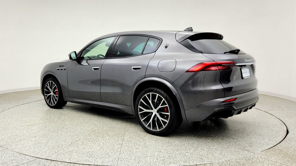 Used 2023 Maserati Grecale Modena AWD/4WD image 7