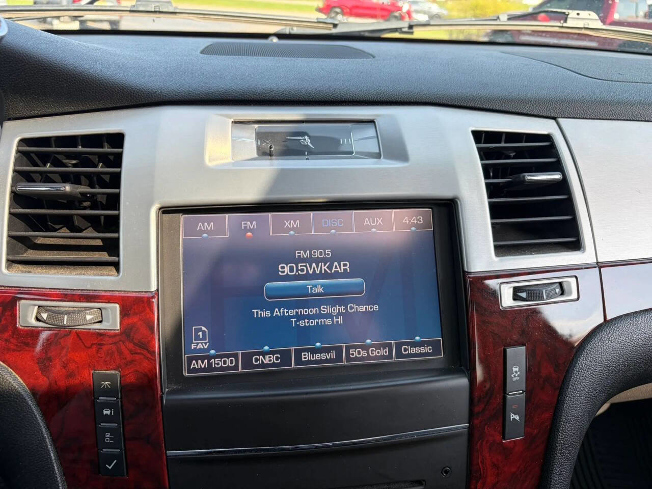 Used 2012 Cadillac Escalade ESV Premium AWD/4WD image 18