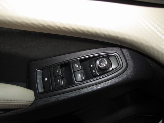 Used 2019 Subaru Ascent Premium image 11