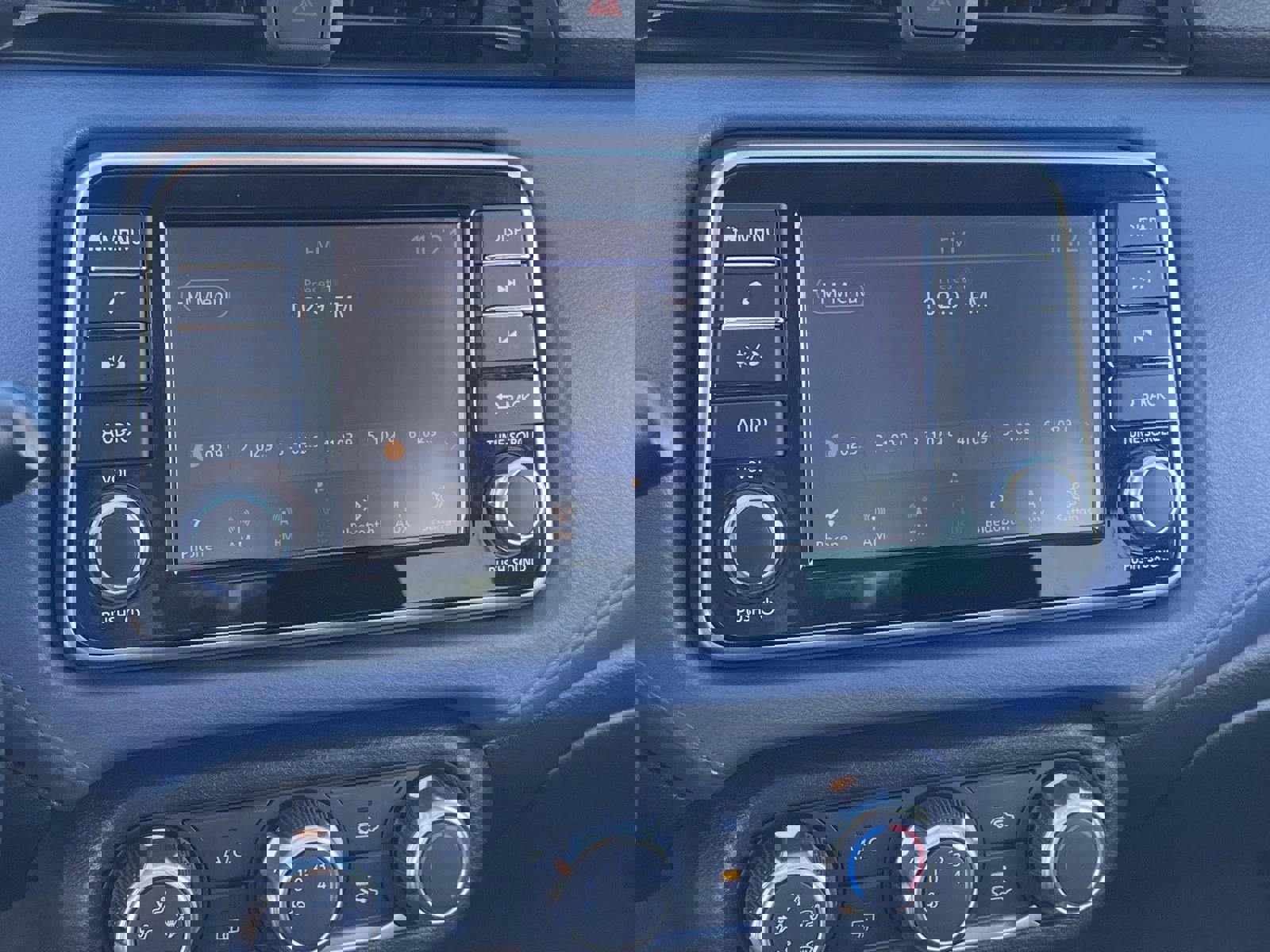 Certified 2025 Nissan Versa SV w/ Trunk Package image 27