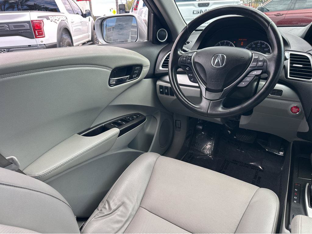 Used 2018 Acura RDX w/ Tech & AcuraWatch Plus Pack FWD image 19