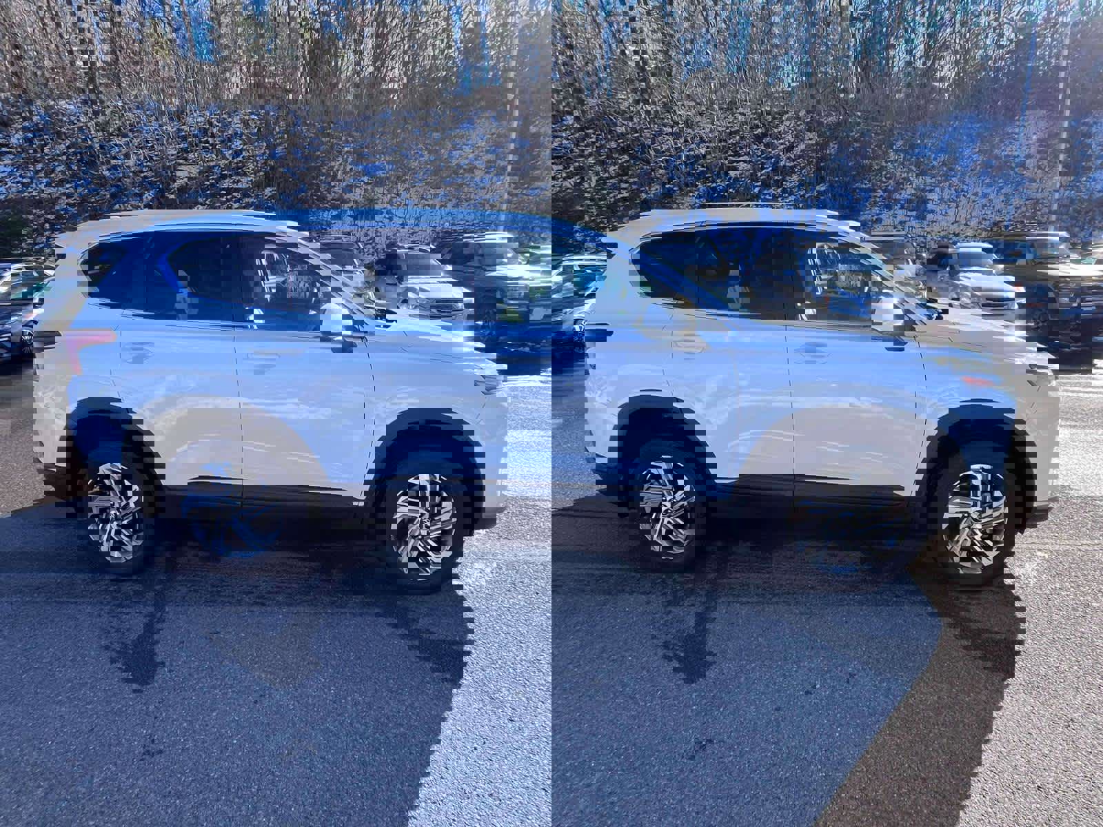 Used 2023 Hyundai Santa Fe SE image 6