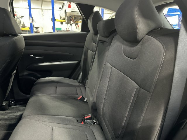 Used 2026 Hyundai Tucson SE FWD image 30