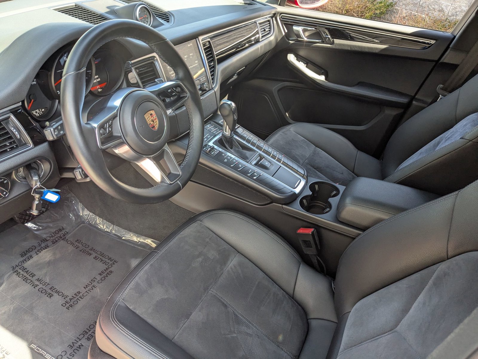 Used 2018 Porsche Macan image 4