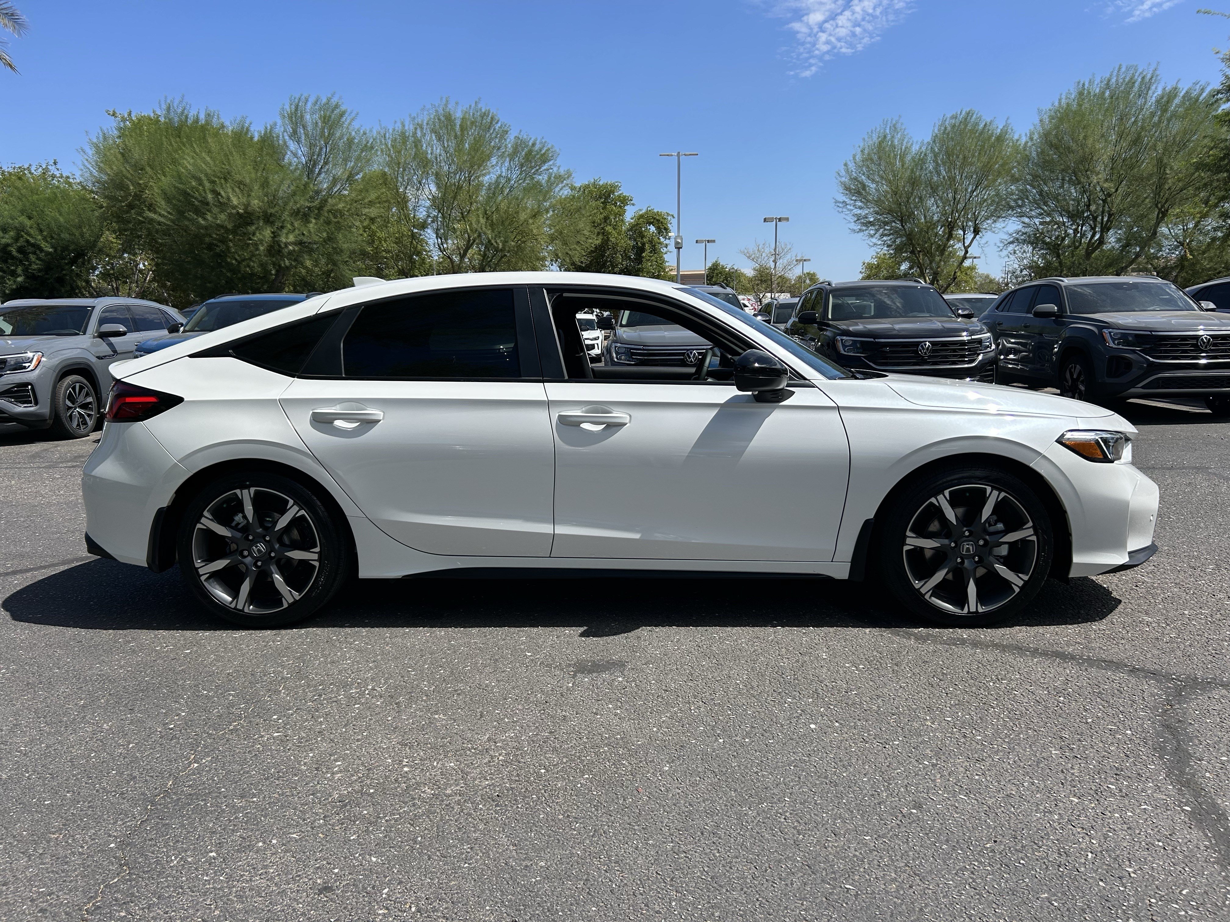 Used 2026 Honda Civic Sport Touring image 5