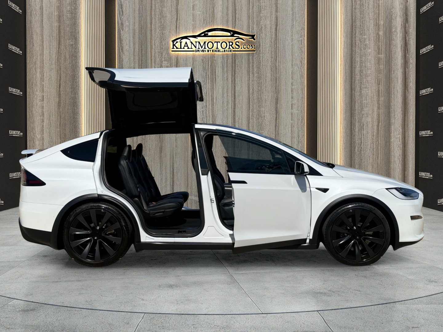 Used 2023 Tesla Model X AWD/4WD image 28