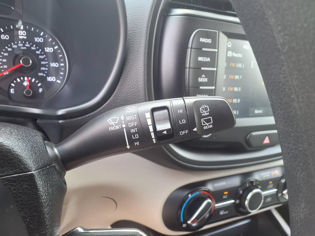 Used 2020 Kia Soul LX FWD image 23