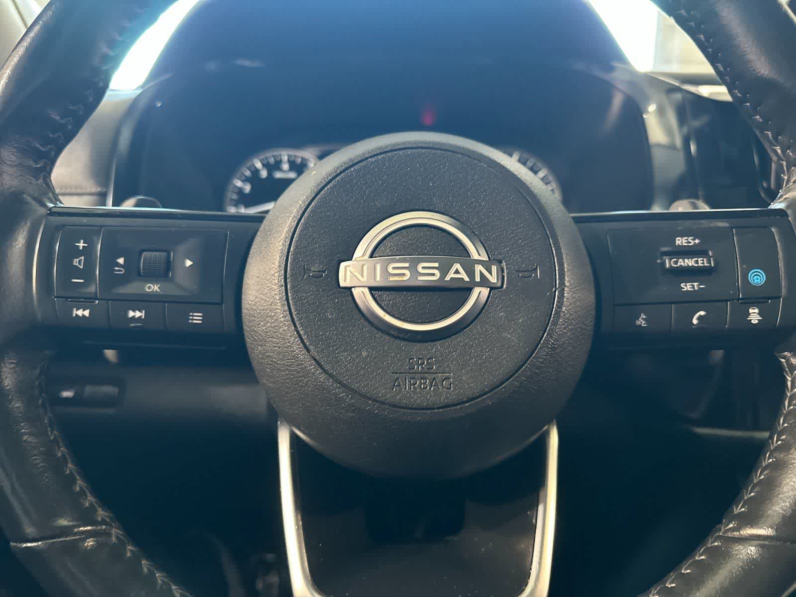 Used 2024 Nissan Pathfinder SL w/ SL Premium Package FWD image 26
