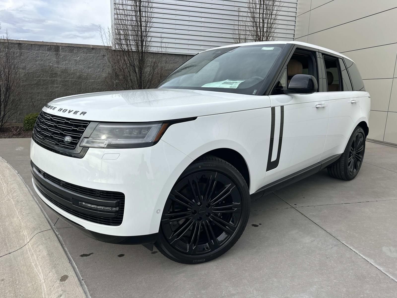 New 2026 Land Rover Range Rover SE