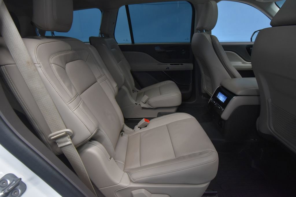 Used 2021 Lincoln Aviator Reserve w/ Elements Package Plus image 28