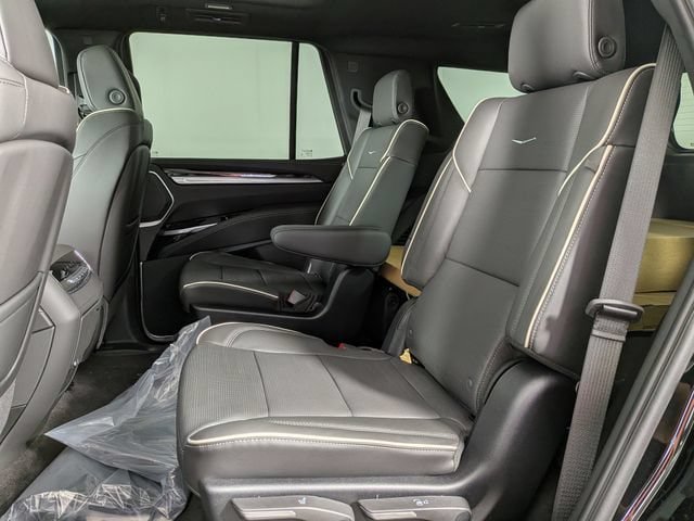 New 2026 Cadillac Escalade Luxury w/ LPO, Floor Liner Package AWD/4WD image 28