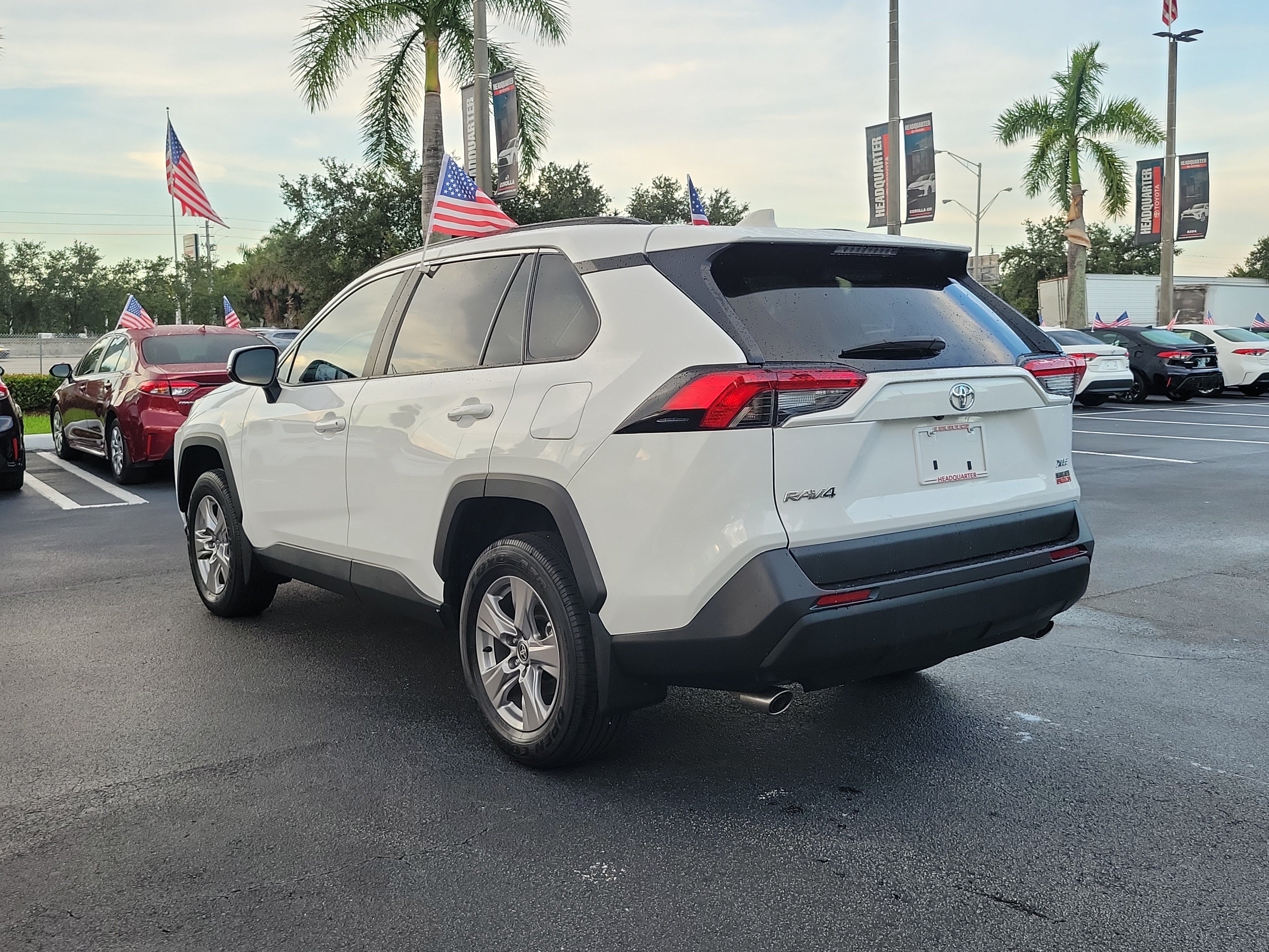 Used 2025 Toyota RAV4 XLE w/ Convenience Package FWD image 8
