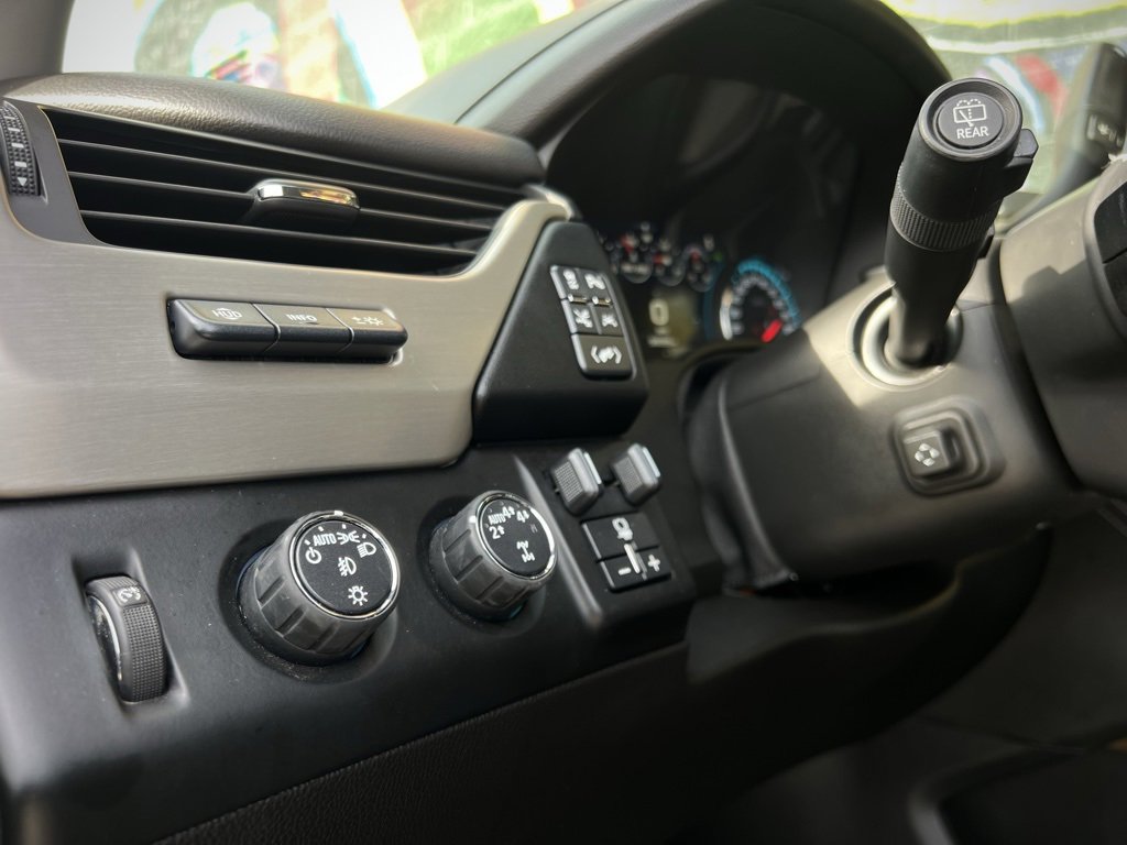 Used 2019 GMC Yukon Denali w/ Denali Ultimate Package image 49