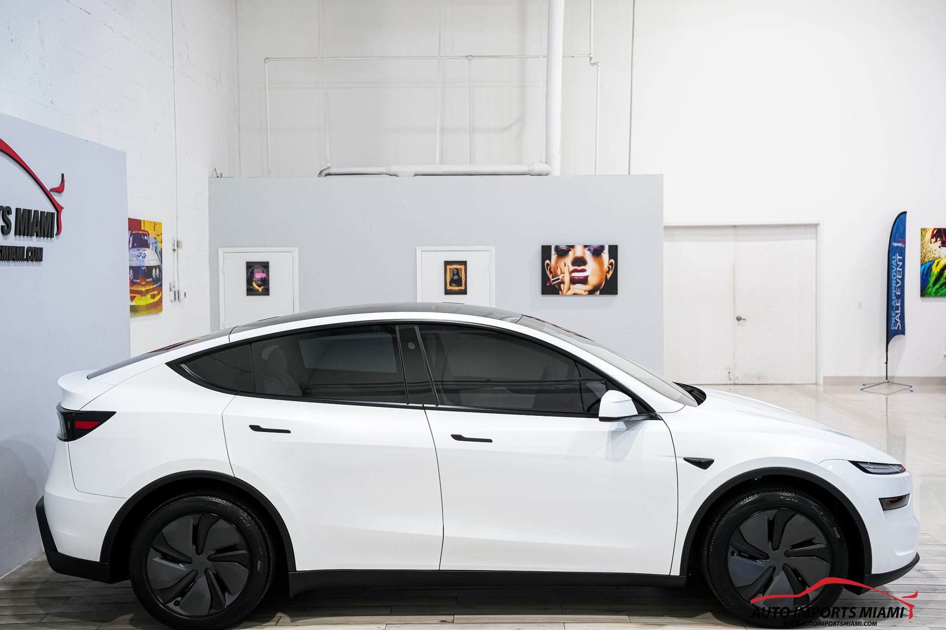 Used 2026 Tesla Model Y Long Range RWD image 23