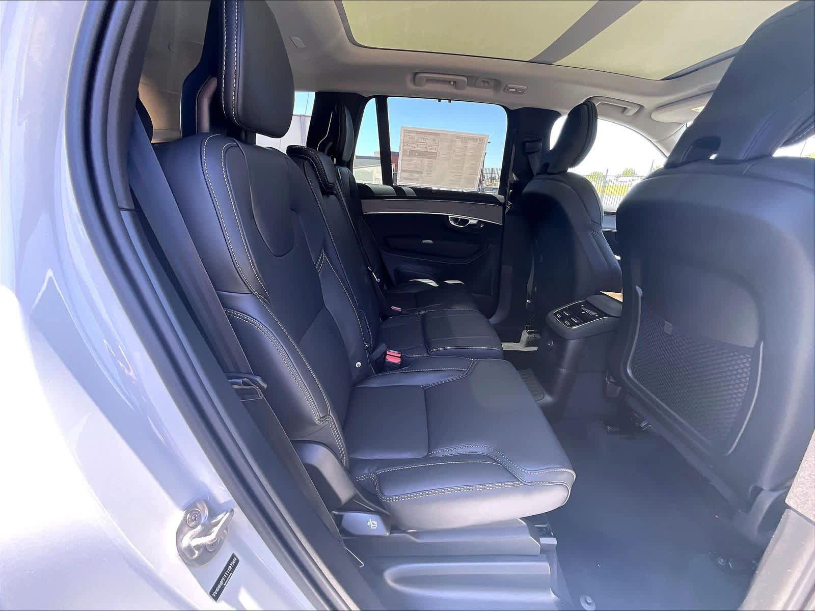 New 2026 Volvo XC90 T8 Ultra w/ Protection Package AWD/4WD image 27