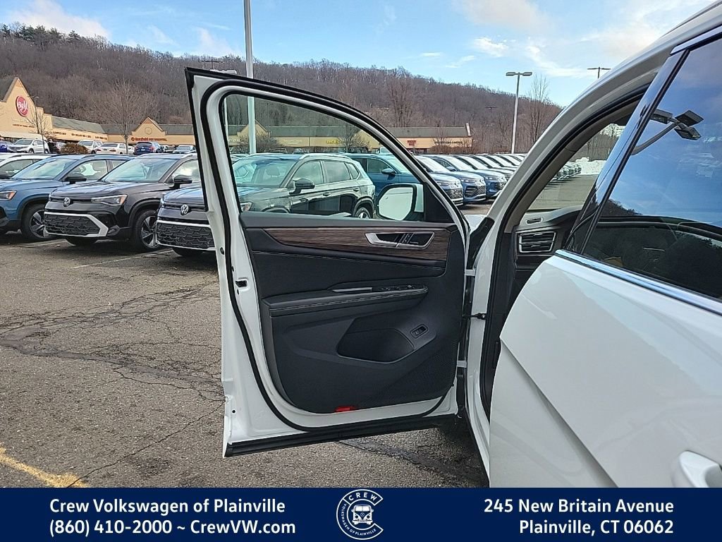 New 2026 Volkswagen Atlas SEL Premium R-Line image 39