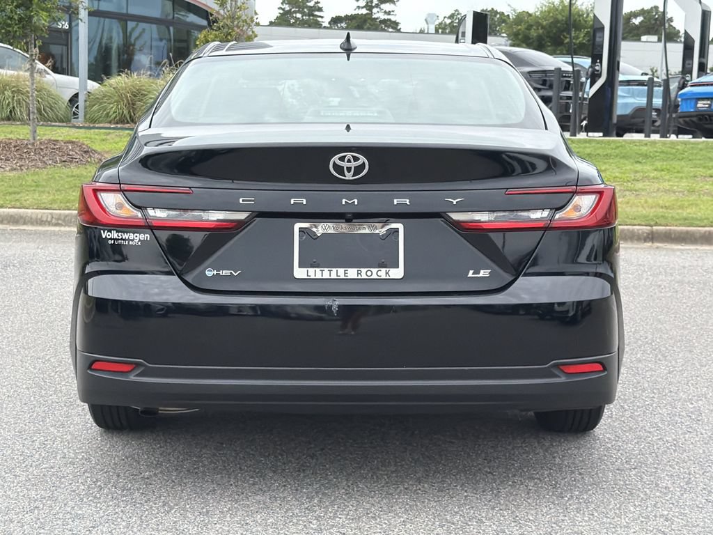 Used 2025 Toyota Camry LE FWD image 4