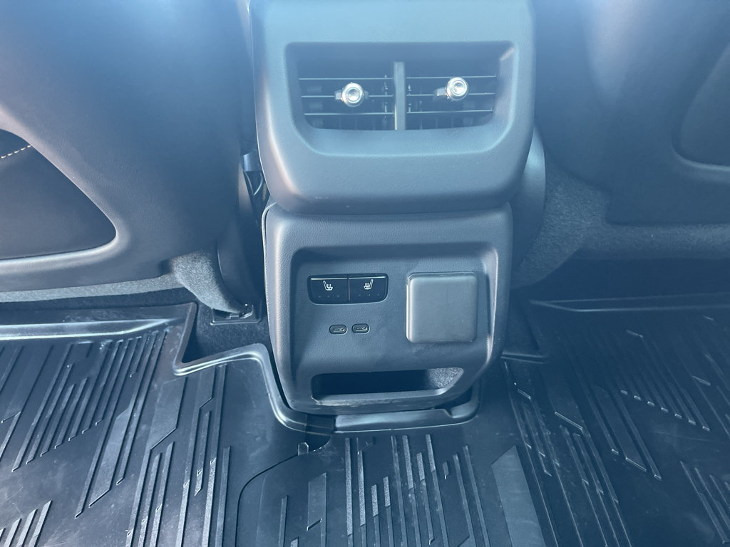 Used 2025 Cadillac Optiq Sport 2 w/ LPO, Floor Liner Package AWD/4WD image 30