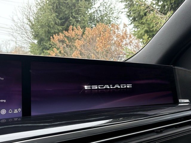 Used 2025 Cadillac Escalade Sport w/ Touring Package image 29